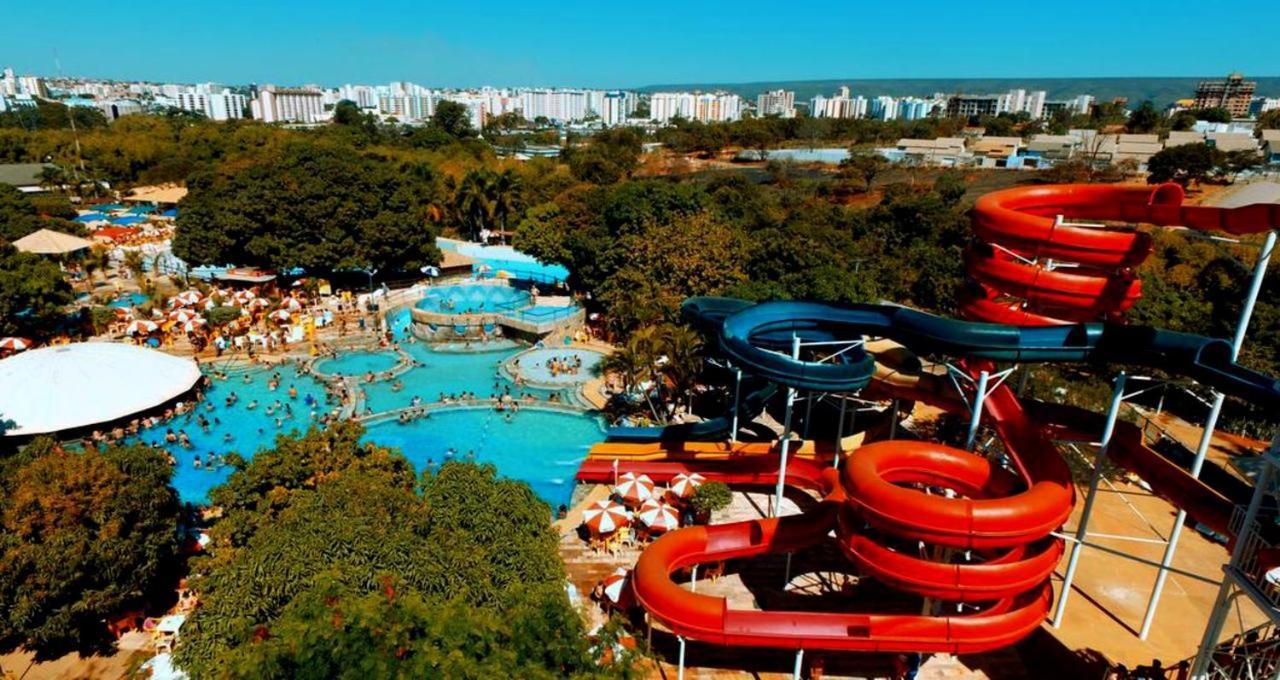 Piazza Com Acesso Ao Clube Diroma Aparthotel Калдас Новас Екстериор снимка